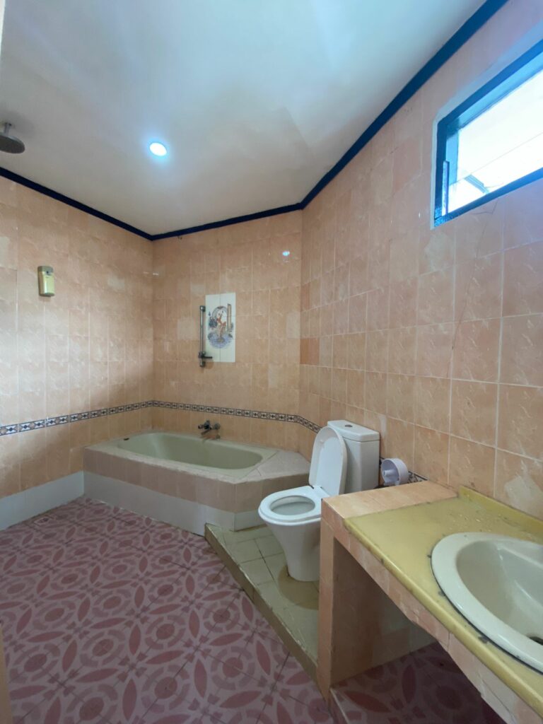 6f58cb05-a097-41ab-9953-244317b8769b